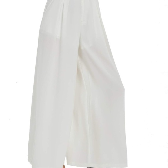 NWT size large Chic White Wide-Leg pleated front Trousers - Picture 2 of 5